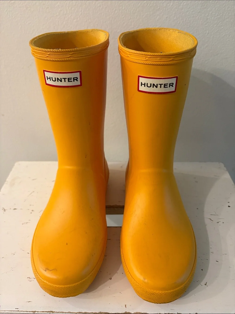 Kids size UK 12 Hunter Bright Yellow Waterproof Rain Boots